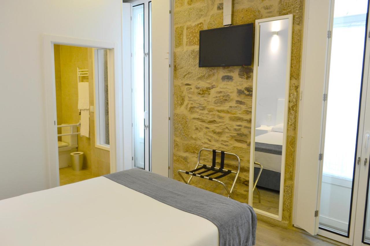 Hotel Alda San Bieito ซานติอาโก เด กอมโปสเตลา ภายนอก รูปภาพ